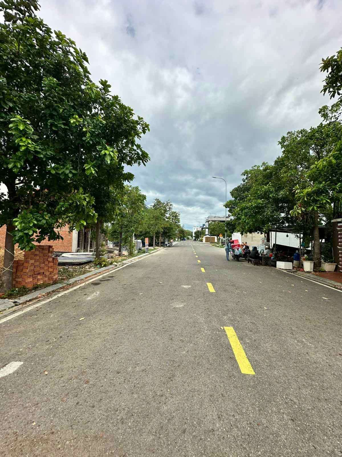 Nhà bán mới khu đô thị Phước Long B, Nha Trang