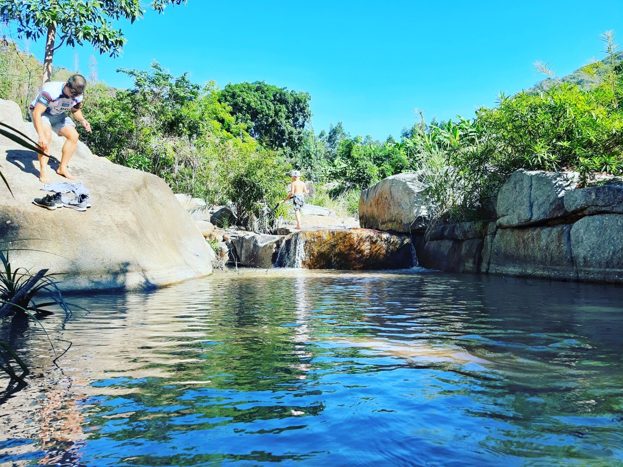 Suối lớn Hòn Bà dài 279m thiên đường nghỉ dưỡng tại Khánh Hòa