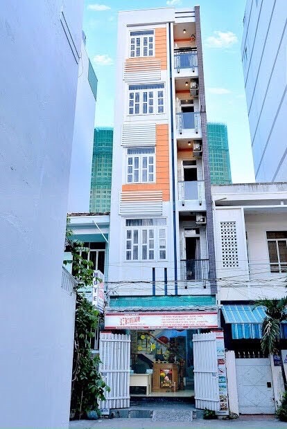 Bán nhà 5 tầng hẻm Lý Tự Trọng, Lộc Thọ