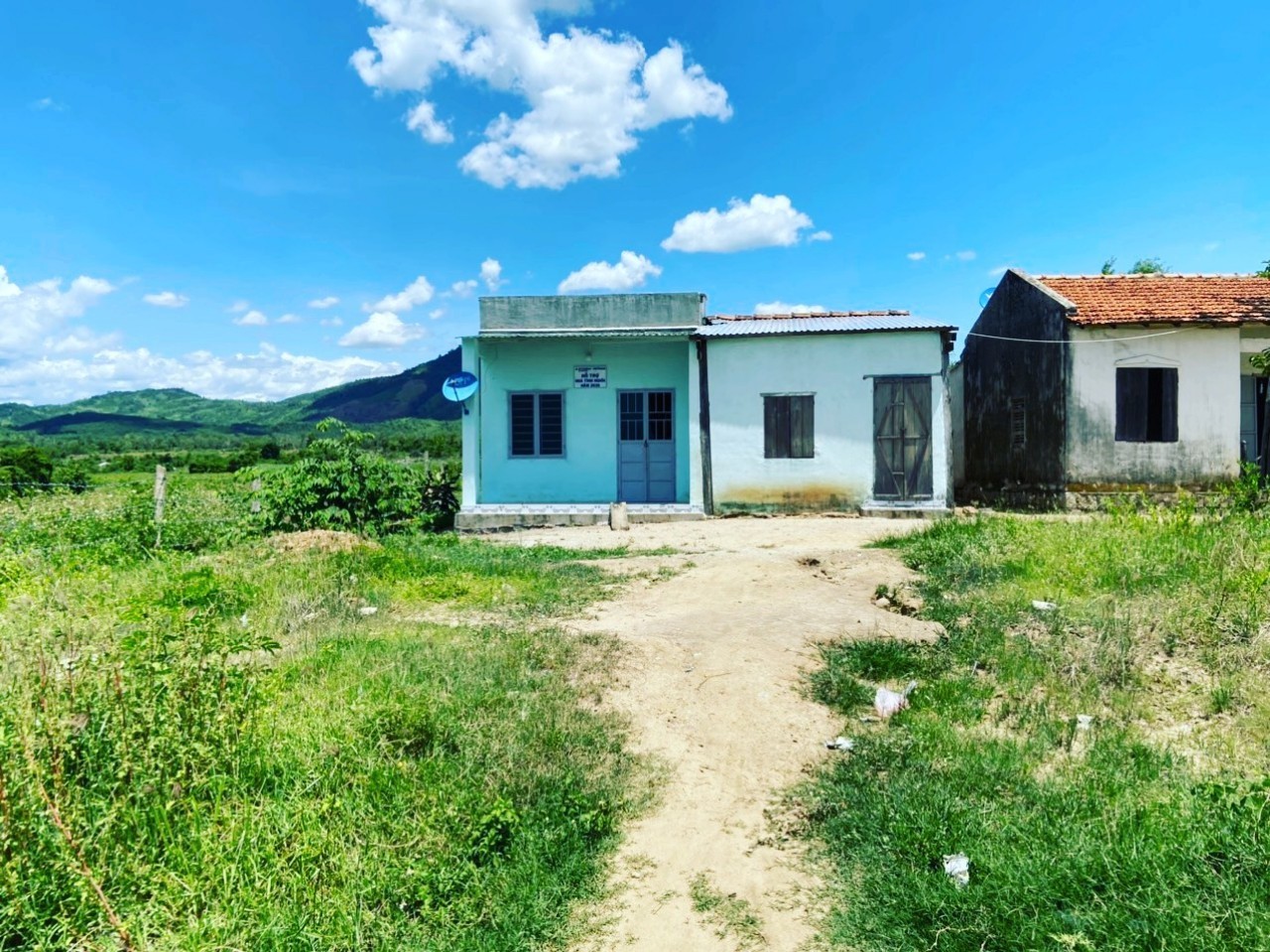 Nhà cấp 4 2 căn liền kề Ninh Tây, Ninh Hòa