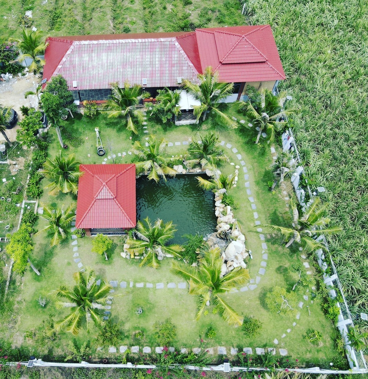 Bán biệt thự Vip sân vườn giá mềm xã Cam An Cam Lâm