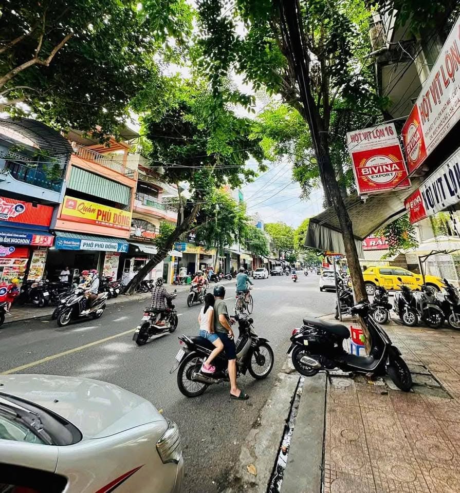 ☘️ Nhà cấp 4 MT Trần Nhật Duật ngã tư Vân Đồn