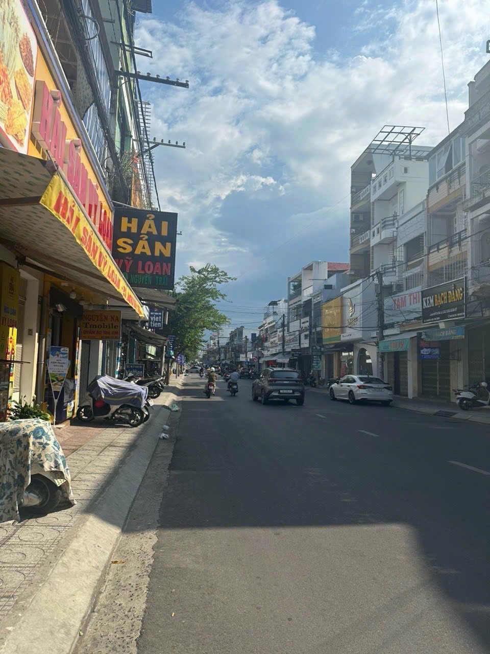 Bán nhà mặt tiền đường Nguyễn Trãi, Nha Trang giá rẻ