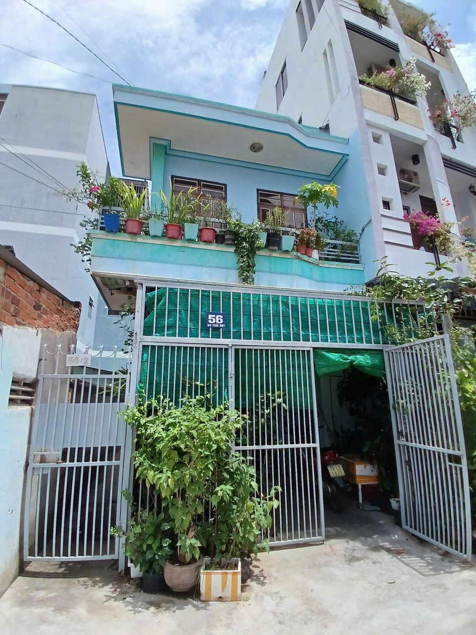 Bán nhà mặt tiền đường Nguyễn Thái Học (gần chợ Đầm)