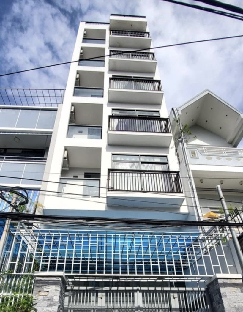 Bán toà căn hộ hẻm đường Hoàng Diệu gần Biển