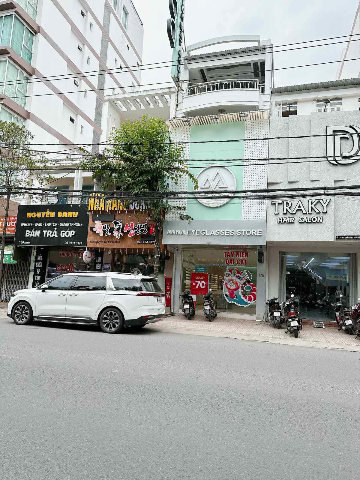 ☘️Bán nhà 3 tầng mặt tiền đường Nguyễn Thị Minh Khai