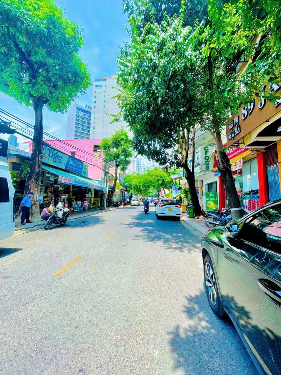 Bán nhà mặt tiền Bạch Đằng, Nha Trang, ngang hơn 8m