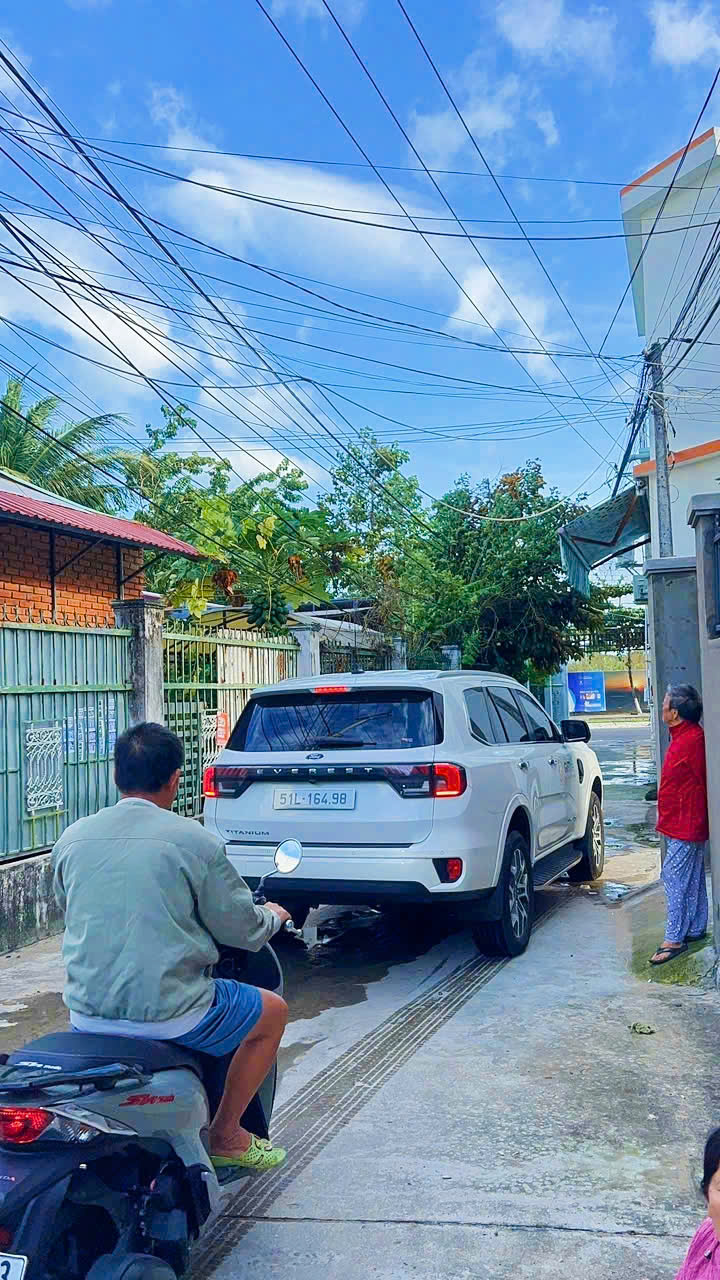 [ Sát Phạm Văn Đồng  _ 2,8 tỷ ] ** đường ô tô vi vu **