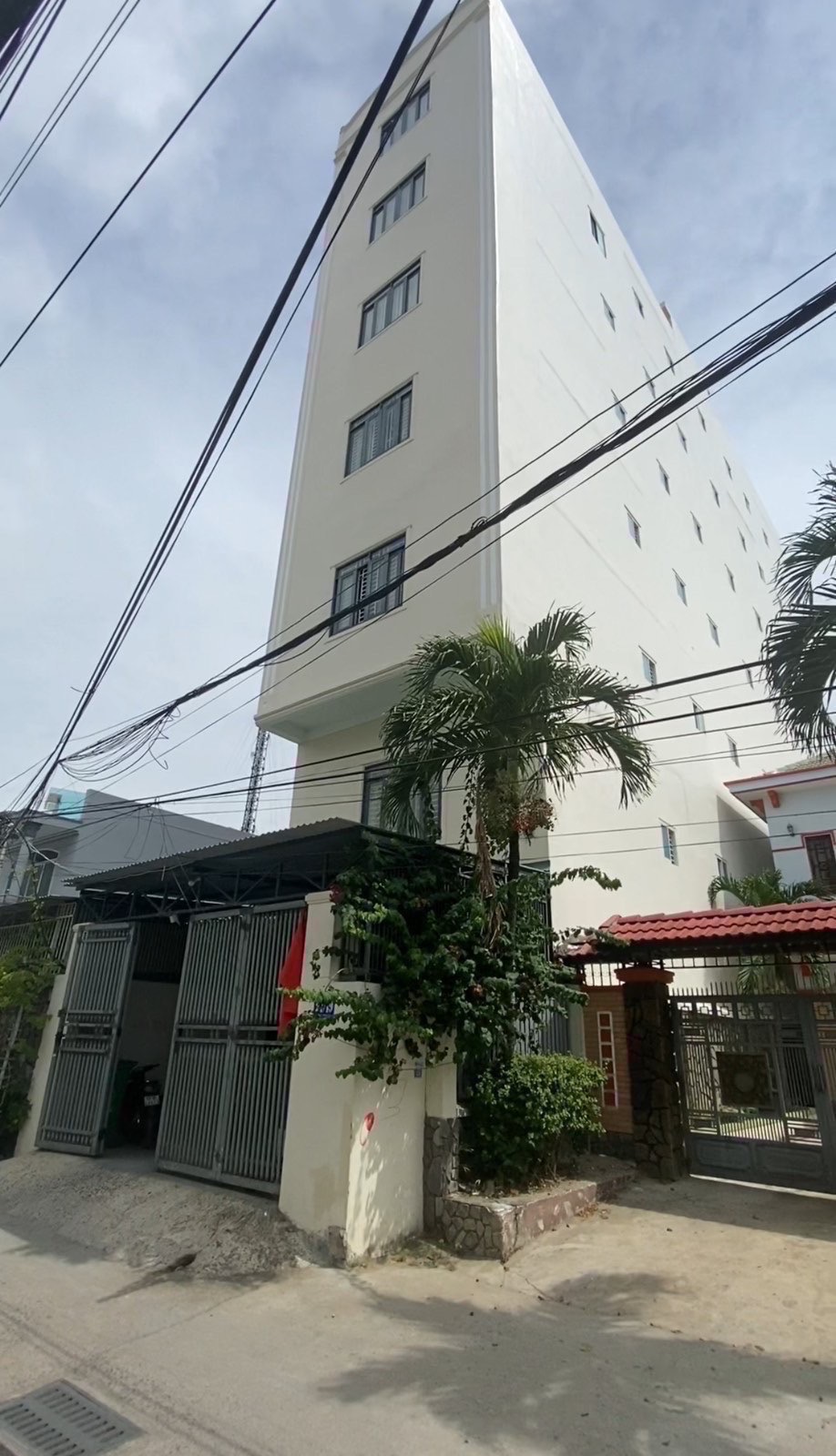 Bán nhà trọ 48 phòng đường Lương Định Của