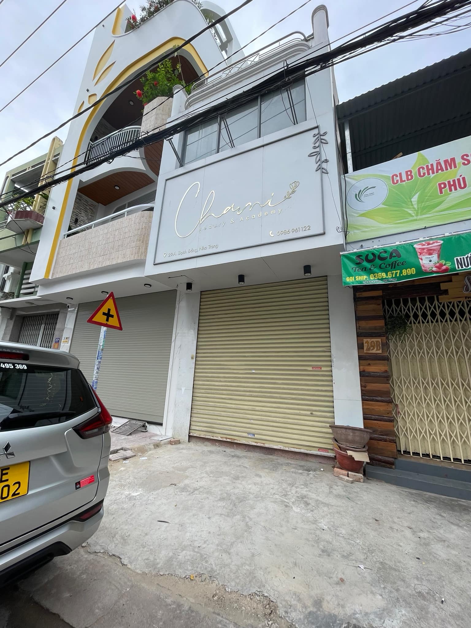 Bán nhà 3 tầng mặt tiền đường Bạch Đằng