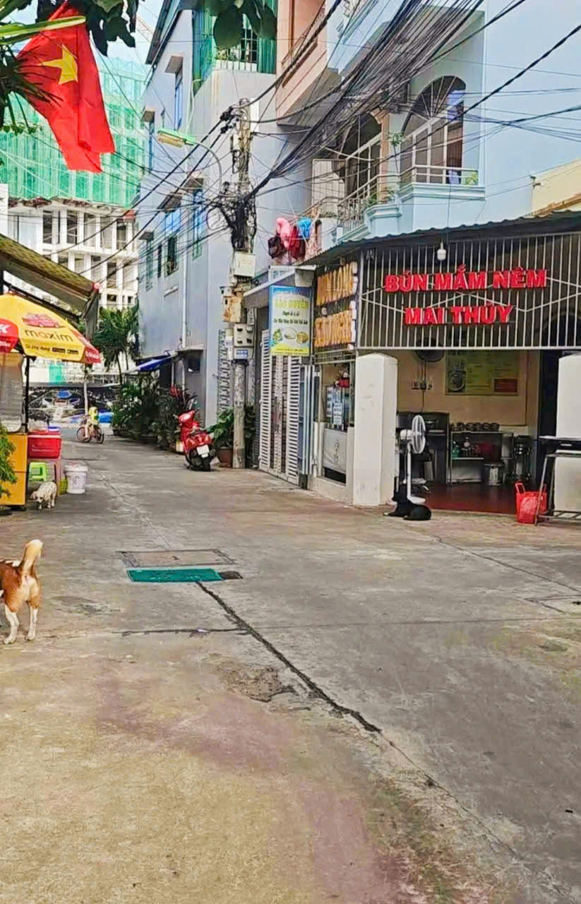 >> Bán nhà 4 lầu Ngô Quyền - tttp Nha Trang