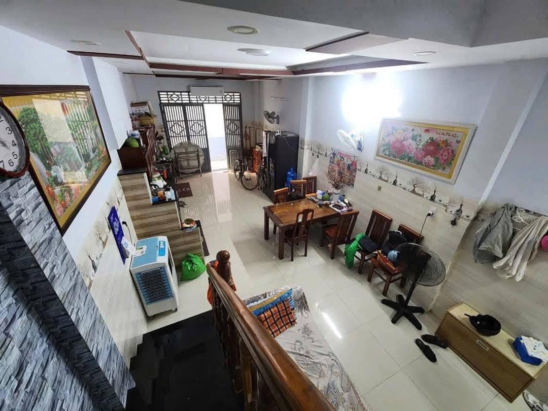 Bán Nhà 3 tầng 2 mặt đường Dã Tượng Nha Trang